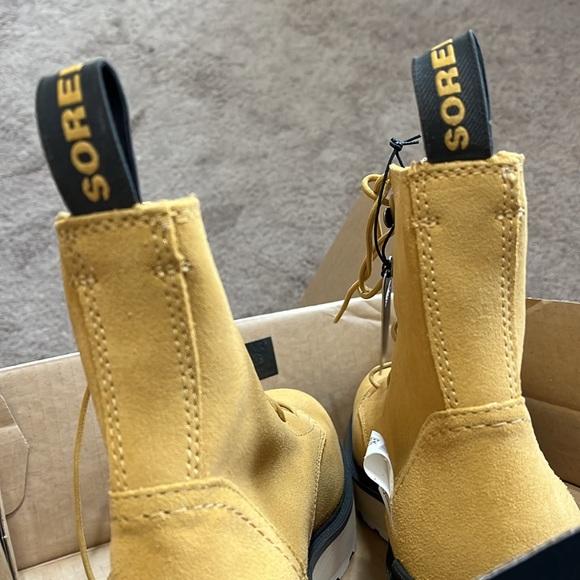 New In Box Sorel Hi Line Platform Combat Boot Woman’s 9.5 - Picture 10 of 14